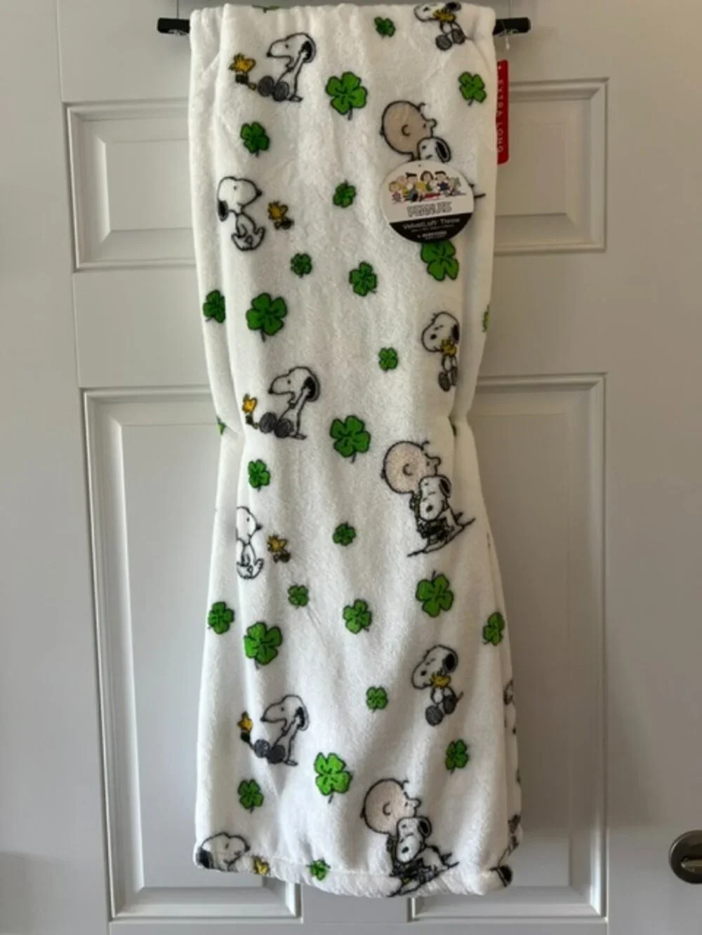 PEANUTS SAINT PATTYS DAY BLANKET